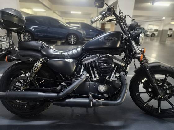 HARLEY-DAVIDSON SPORTSTER IRON 883 HARLEY-DAVIDSON SPORTSTER IRON 883